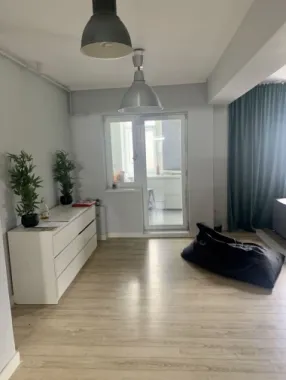 Gara apartament 3 camere