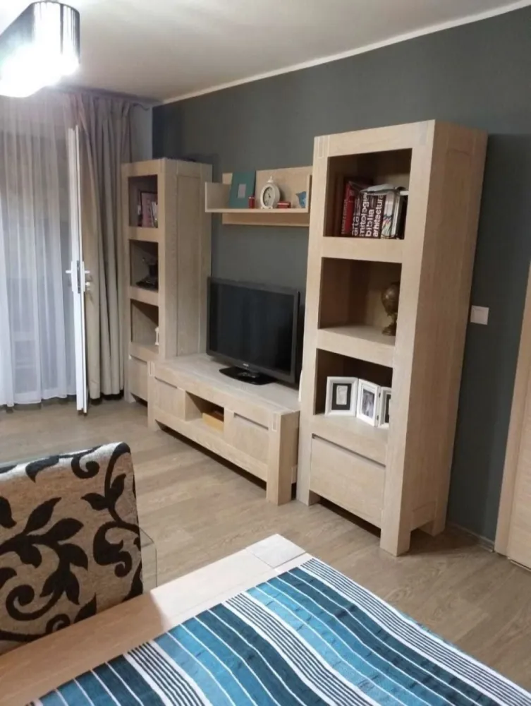 Apartament de vanzare cu 3 camere