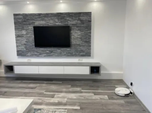 Vand ap 3 camere zona Big Cora Bratianu