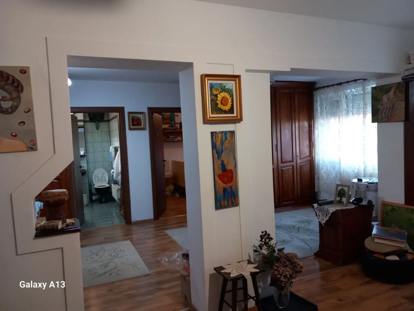 ageuropa.ro vinde ap 4 cam 103mp etaj 4/4 în zona CENTRALA. - Agenția EUROPA vinde apartament cu patru camere 103mp utili situat la etajul 4/4 în zona CENTRALA.