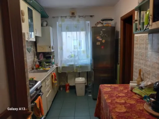 ageuropa.ro vinde ap 4 cam 103mp etaj 4/4 în zona CENTRALA.