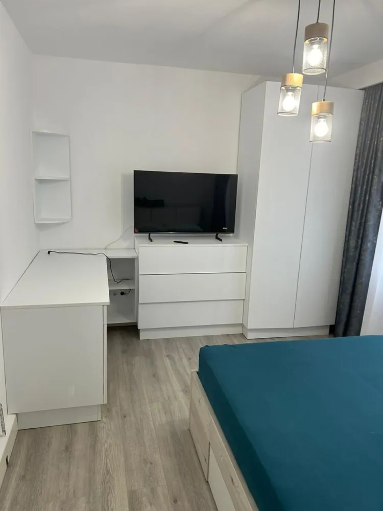 ageuropa.ro vinde apt. 4 cam. 78mp la etajul 2 în Micro 16. - Agenția EUROPA vinde apartament cu patru camere situat la etajul 2 în Micro 16. Pentru mai multe oferte, accesați ageuropa.ro.