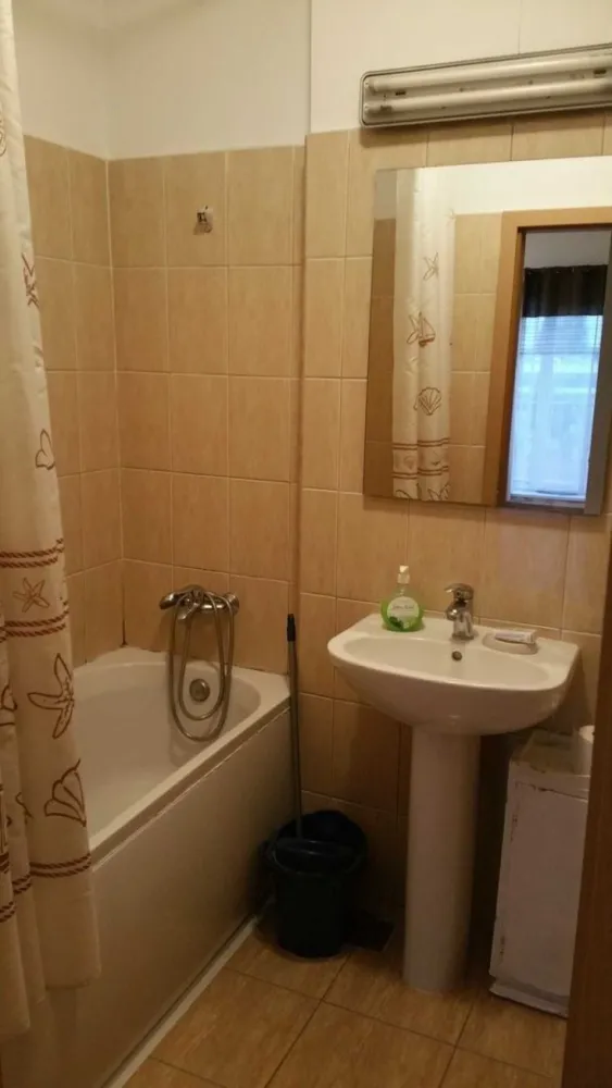 Inchiriez apartament 2 camere Titan - Rasarit de Soare