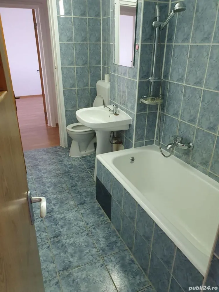 Proprietar ofer spre INCHIRIERE un apartament 2 camere , pe Bulevardul Nicolae Grigorescu.