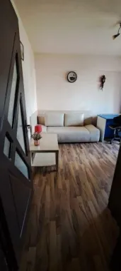 ageuropa.ro închiriaza ap 2 cam Baba Novac etaj