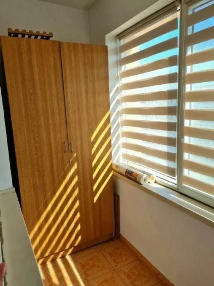 Inchiriez apartament cu 2 camere