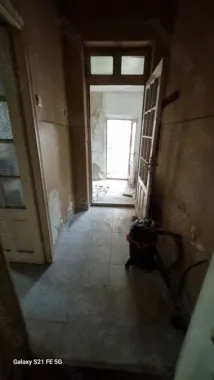 Ag BRASADAS vinde casă cu 2 apart. Calea Călărașilor Coposu.
