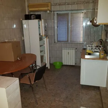 Apartament 3 camere Nerva Traian