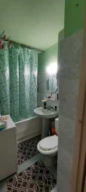 BRASADAS vinde URGENT ap 2 cam etaj 4/4 pe Aleea Prahovei.