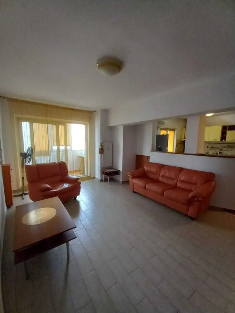 Apartament 2 camere sector 3 Mihai Bravu - Proprietar, inchiriez apartament 2 camere, decomandat, situat in Bucuresti-Sos. Mihai Bravu in rond la Baba Novac, in spatele Pietei Alba Iulia, la cateva min. de b- dul Decebal, utilat complet, semidecomandat, mobilat, bucatarie open, aer conditionat, canapea extensibila, usa metalica, vedere spate, fara zgomot si trafic, scara curata, lift nou cu camera de vedere, bloc intretinut si linistit, sector 3, la 3 min Spitalul Victor Babeș, 5 min. de metrou Dristor sau metrou P-ta Muncii, 10 min Mall Vitan, Parc IOR sau P-ta Alba Iulia, 5 min. Mega Image carrefour. Tranvai, troleu si autobuz la 1 min. Mai multe informatii in privat sau la telefon . Rog seriozitate! NU PLATESTE COMISION LA AGENTII