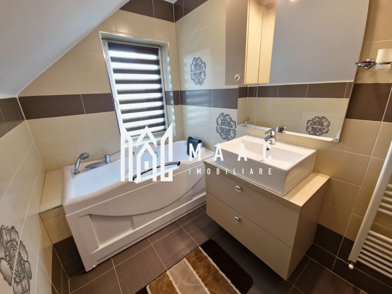 Casă individuală | 140 mp utili | Curte privată | Selimbăr