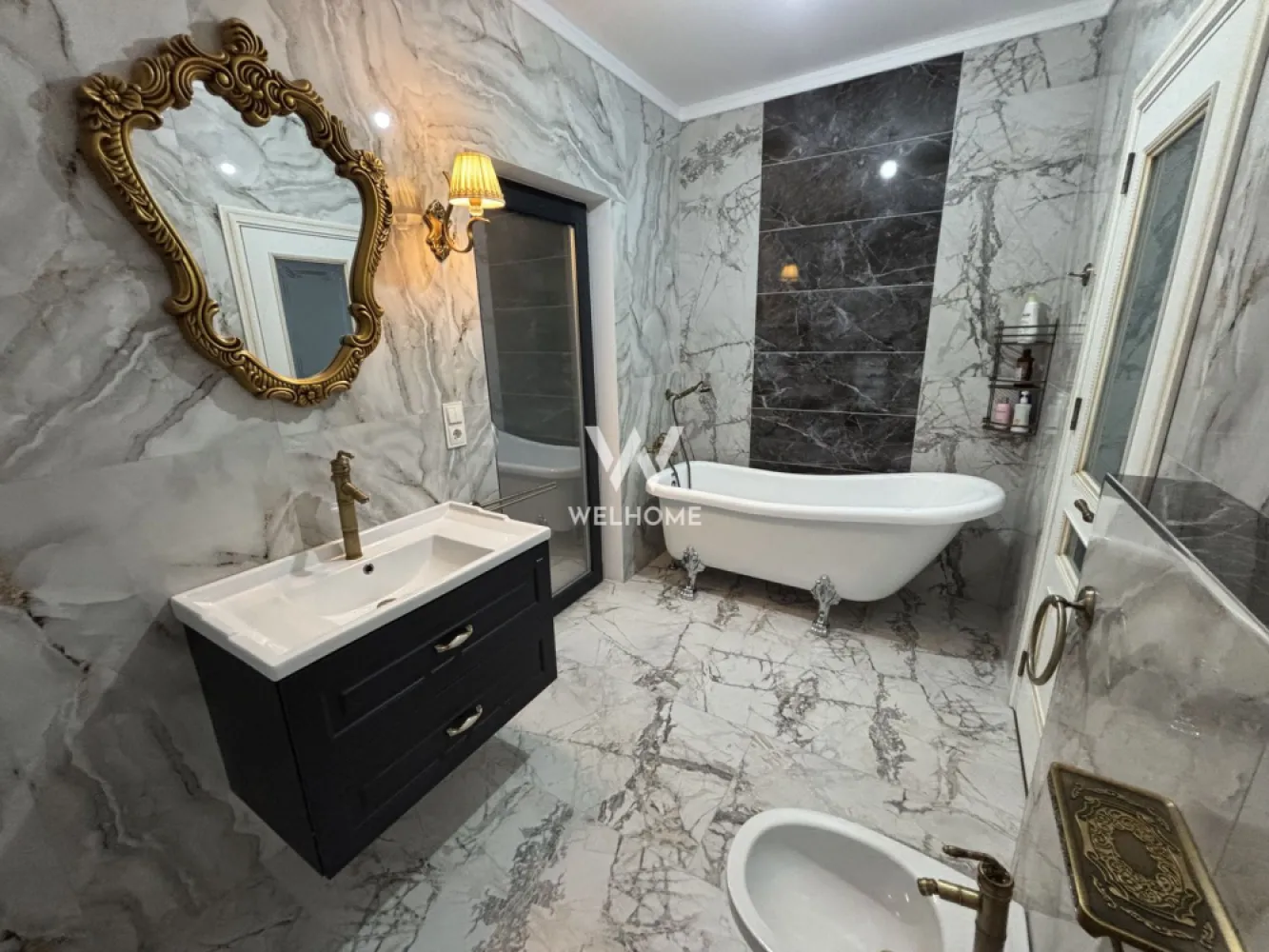 Casa INDIVIDUALA 6 camere, curte superba - zona Brana, Selimbar
