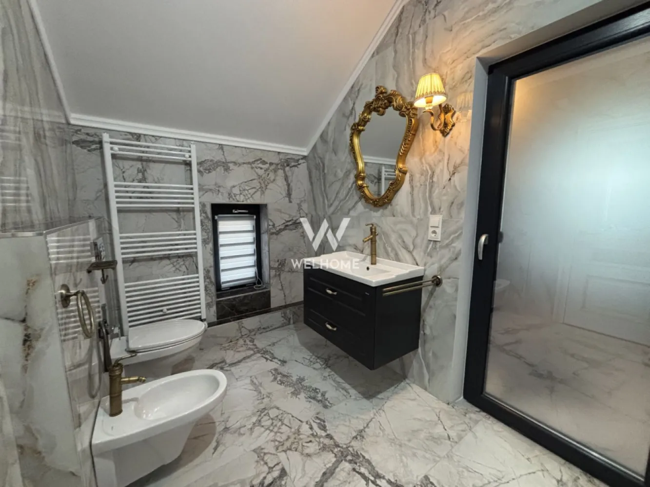 Casa INDIVIDUALA 6 camere, curte superba - zona Brana, Selimbar