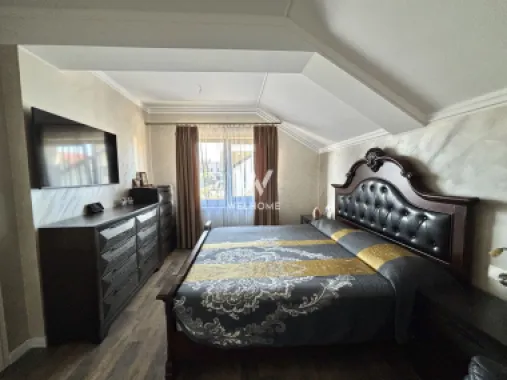 Casa INDIVIDUALA 6 camere, curte superba - zona Brana, Selimbar