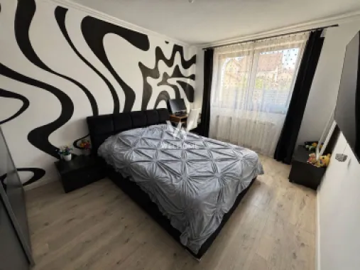 Casa INDIVIDUALA 6 camere, curte superba - zona Brana, Selimbar
