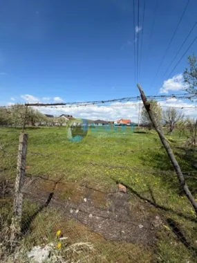 Teren intravilan , zona Unirea