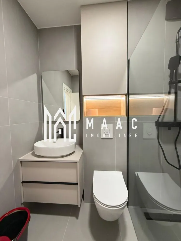 Apartament 3 camere nou | Garaj | Balcon | Boxa | Central