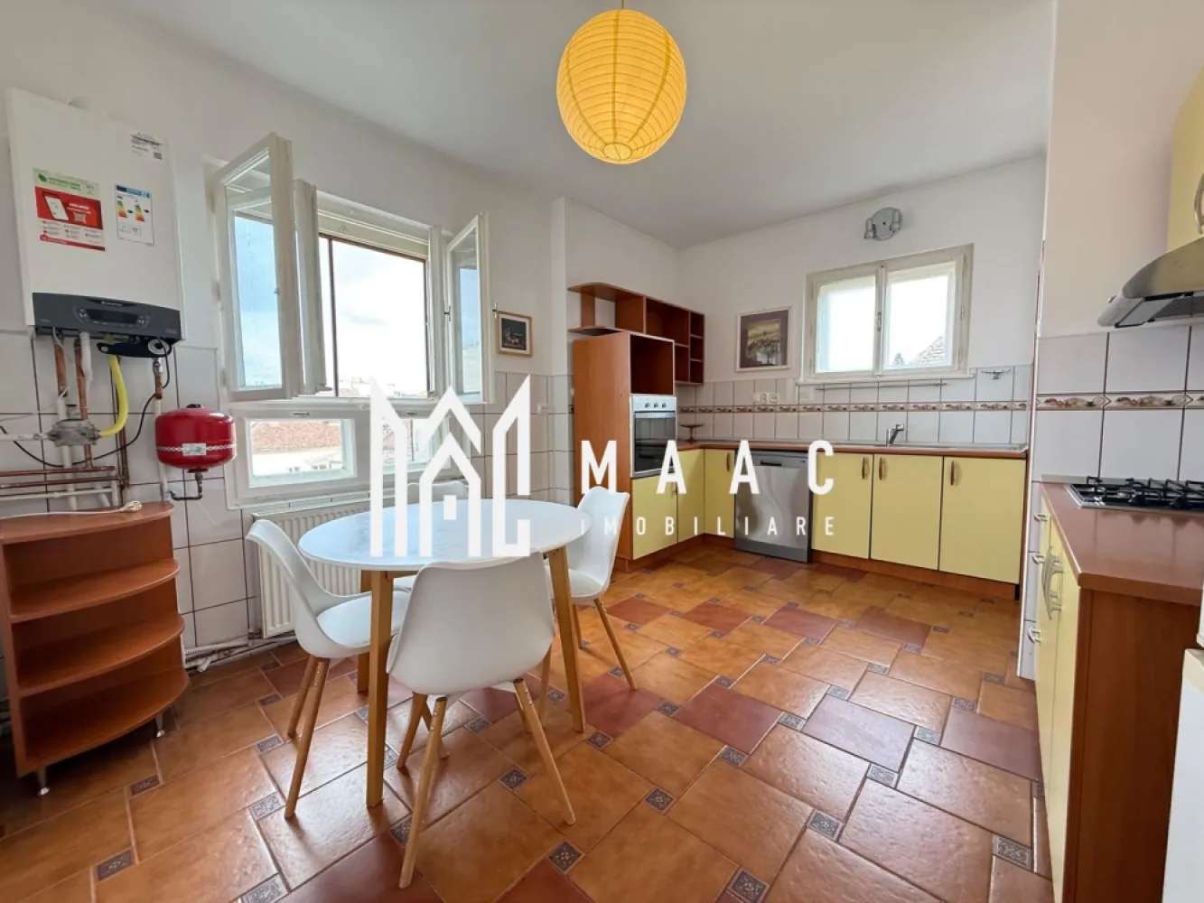 Penthouse 4 camere | Decomandat | Balcon | Zona Sub Arini