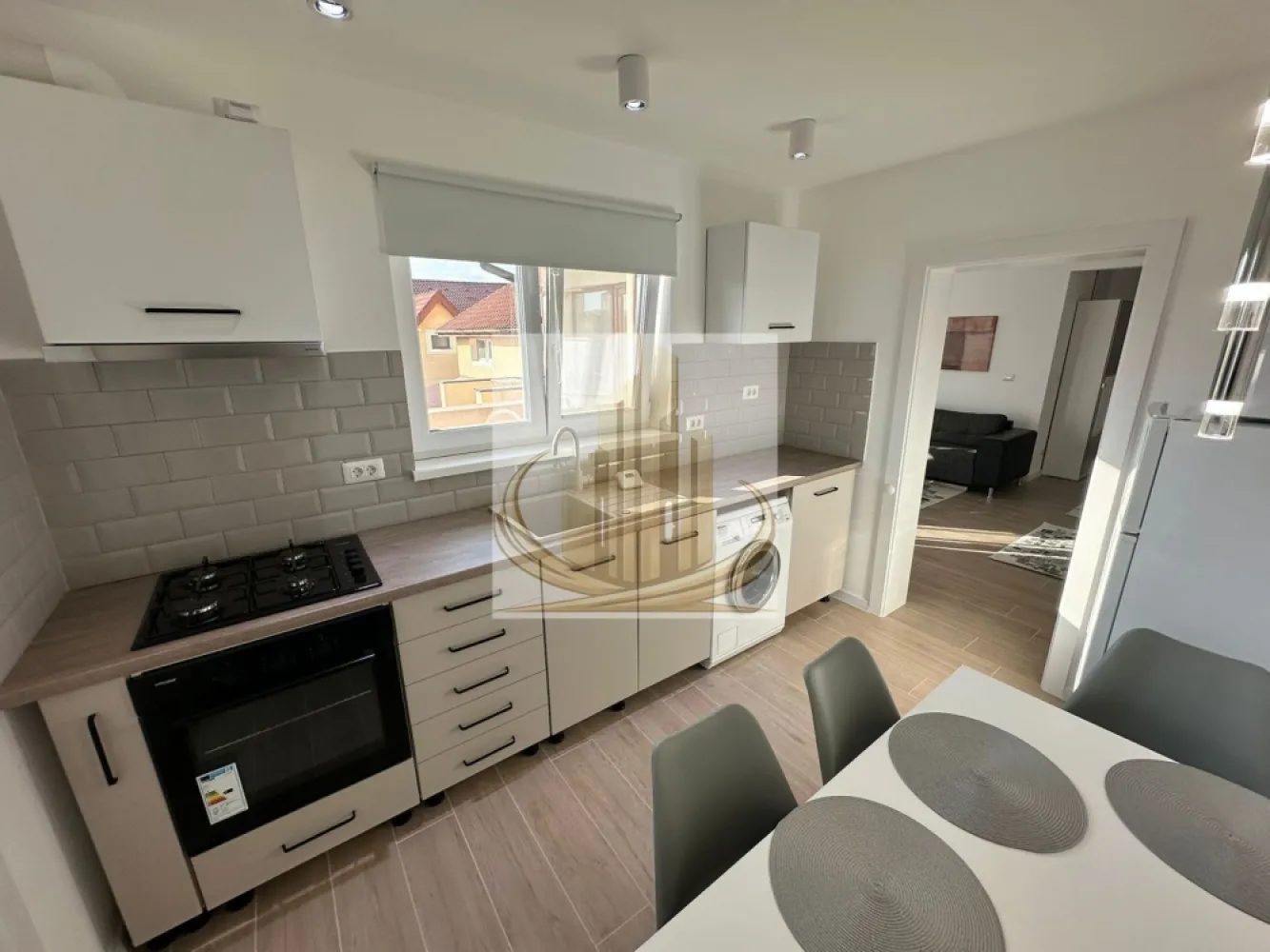 Apartament 3 camere, prima închiriere, 95 mp – terasă mare, Dumbravita