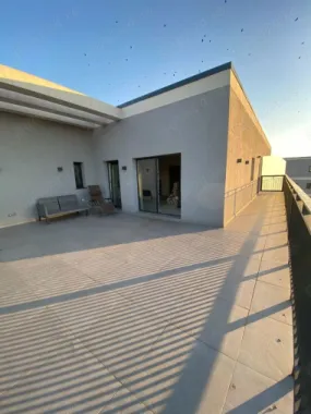 BRASADAS vinde penthouse 2 cam semifinisat-Smalard City.