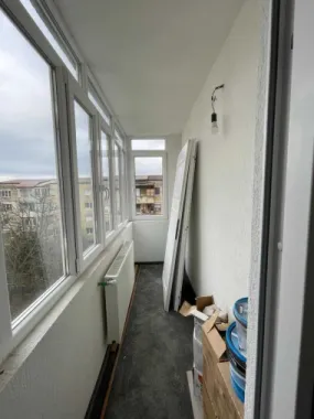 BRASADAS vinde ap 2 cam Botizului etaj 4/4 60mp
