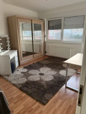 BRASADAS vinde ap 3 camere in asociatie zona 14 Mai.