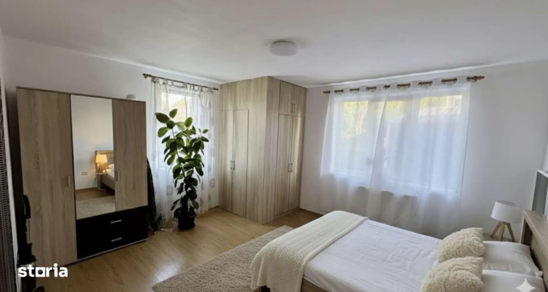 PF vand apartament 3 camere 70mp in curte la Vivo nu se plateste tva