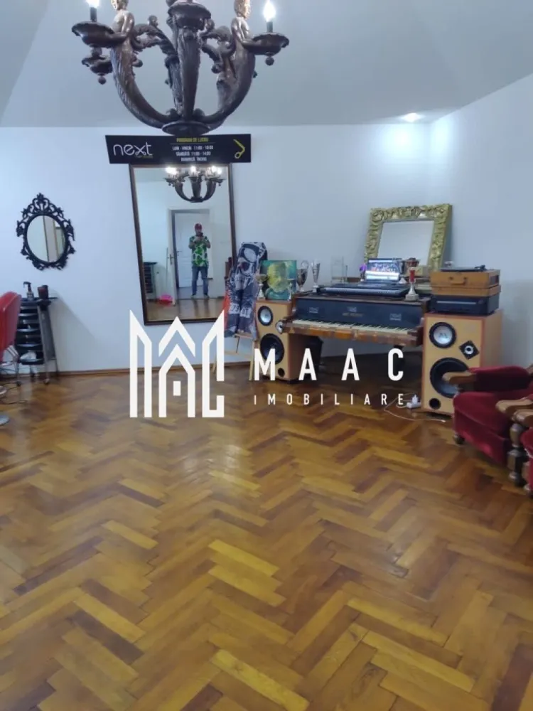 Apartament ultracentral | Destinatie comerciala si rezidentiala | 100 MPU | - Maac Imobiliare vă propune spre închiriere un apartament cu adevărat special, situat la etajul 1 al unei clădiri de patrimoniu, chiar pe prestigiosul bulevard pietonal Nicolae Bălcescu – una dintre cele mai circulate și apreciate zone ultracentrale ale orașului. Cu o compartimentare generoasă, apartamentul este compus din 3 camere și 2 băi, oferind un spațiu versatil și luminos, cu un aer rafinat. Ideal atât pentru rezidență, cât și pentru activități comerciale sau profesionale – cabinet notarial, firmă de avocatură, coafor, magazin de specialitate sau showroom – proprietatea beneficiază de dublă destinație: comercială și rezidențială. Un spațiu elegant, cu vizibilitate excelentă și o adresă de prestigiu – perfect pentru afacerea sau stilul tău de viață. Pentru mai multe detalii va rugam specificati telefonic ID: CP2729836 }}