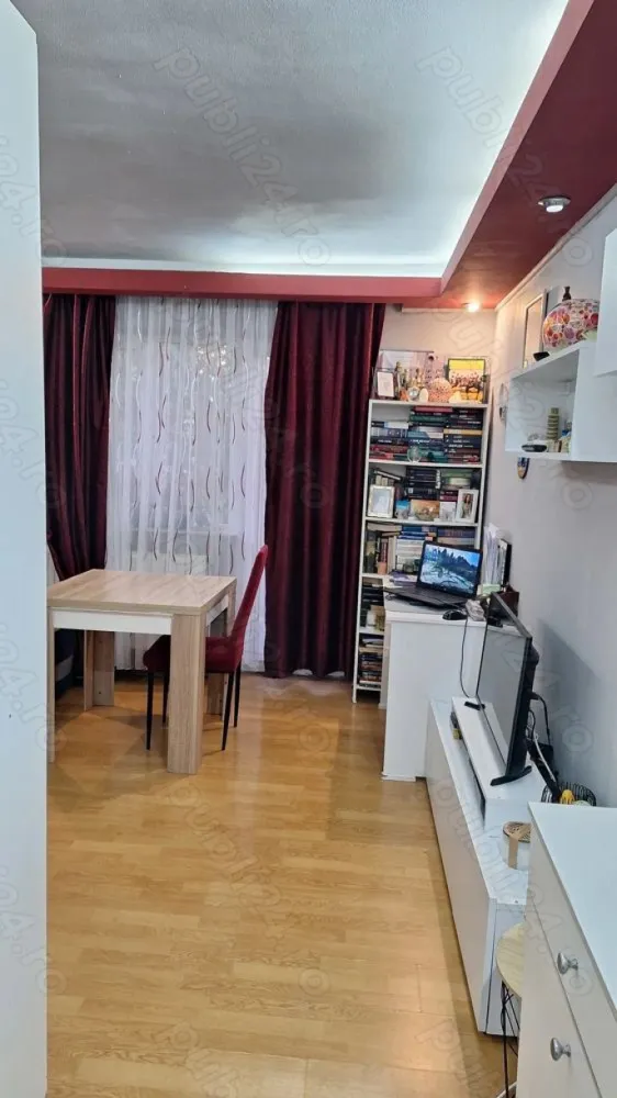 Vânzare apartament zona Botizului