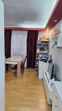 Vânzare apartament zona Botizului