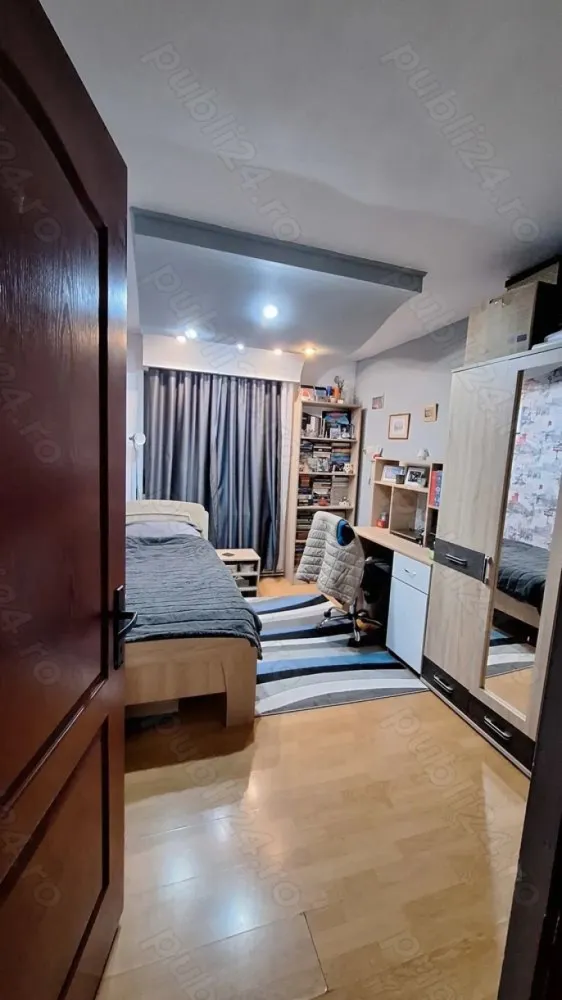 Vânzare apartament zona Botizului