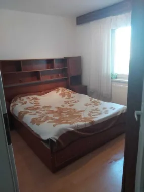BRASADAS vinde ap 3 cam utilat etaj 2/4 Micro14 Prahova.