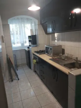 BRASADAS vinde ap 3 cam utilat etaj 2/4 Micro14 Prahova.
