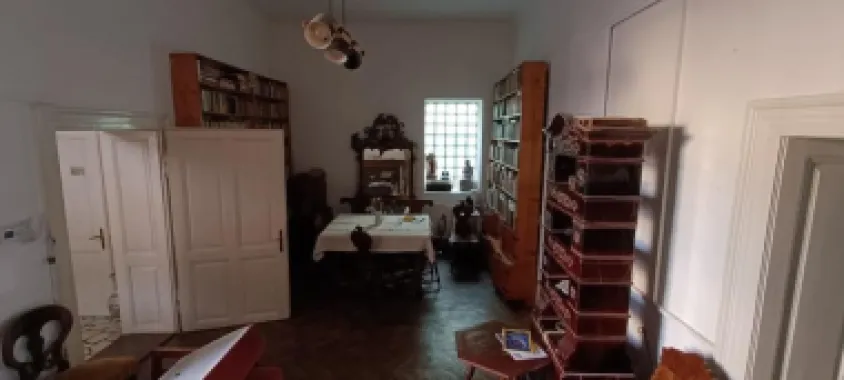 Apartament ultracentral de 100m2 de vânzare