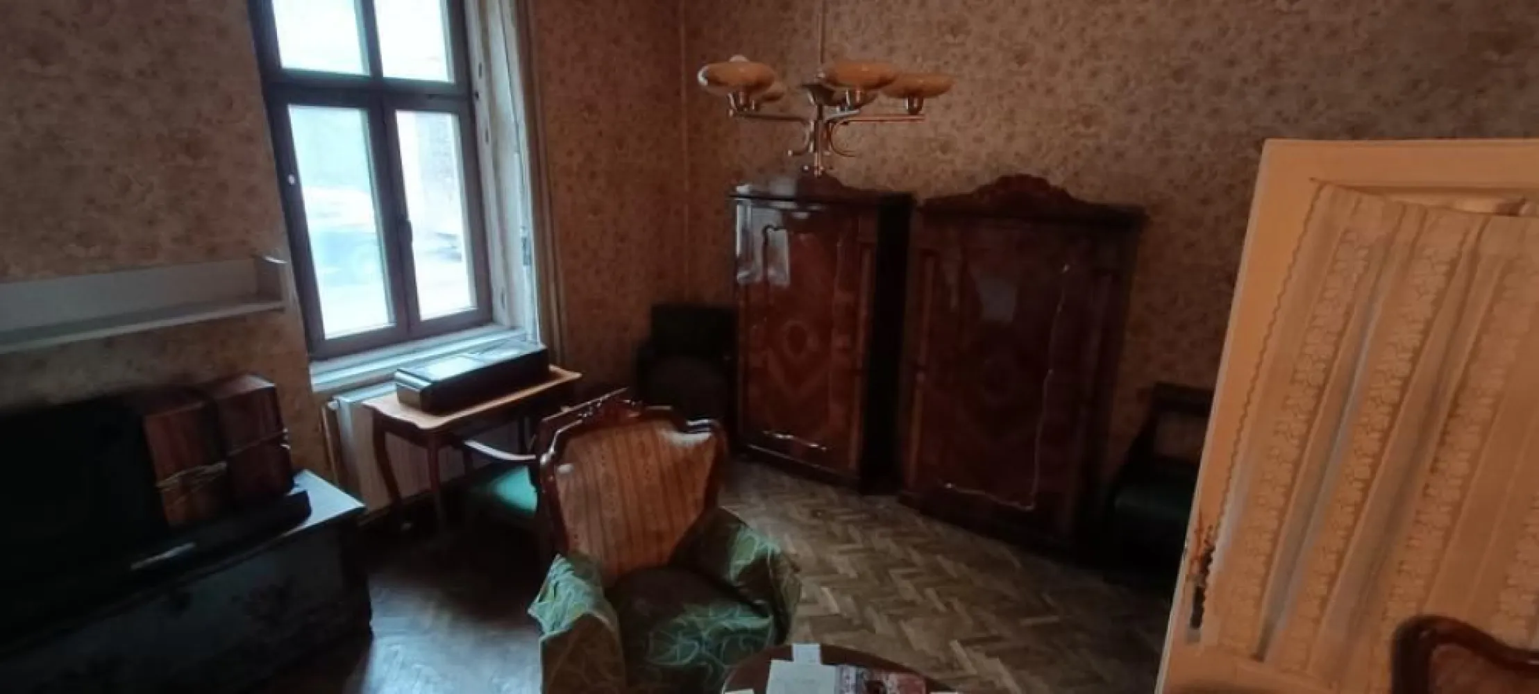 Apartament ultracentral de 100m2 de vânzare