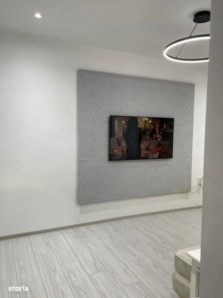 Garsonieră zona The Office/Farmec-Renovata integral