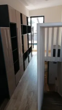 BRASADAS vinde 1/2 duplex în cartierul Europa.
