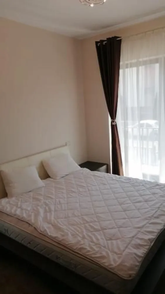 BRASADAS vinde 1/2 duplex în cartierul Europa.