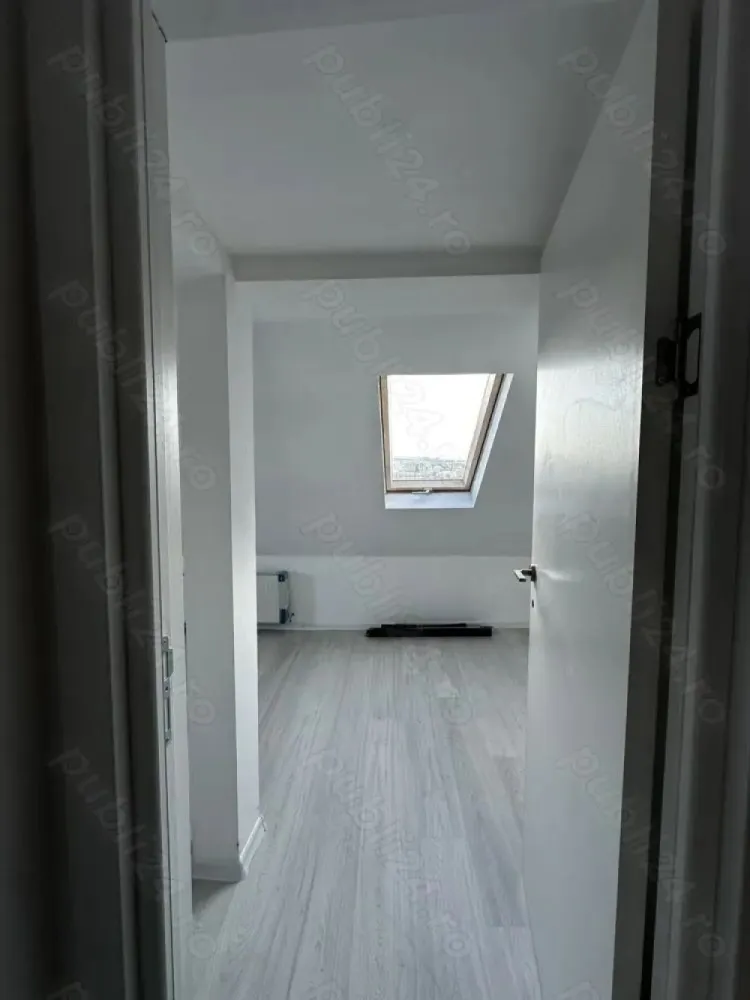 BRASADAS vinde Duplex 4 cam și curte 80 mp IRIS Bd. Muncii.