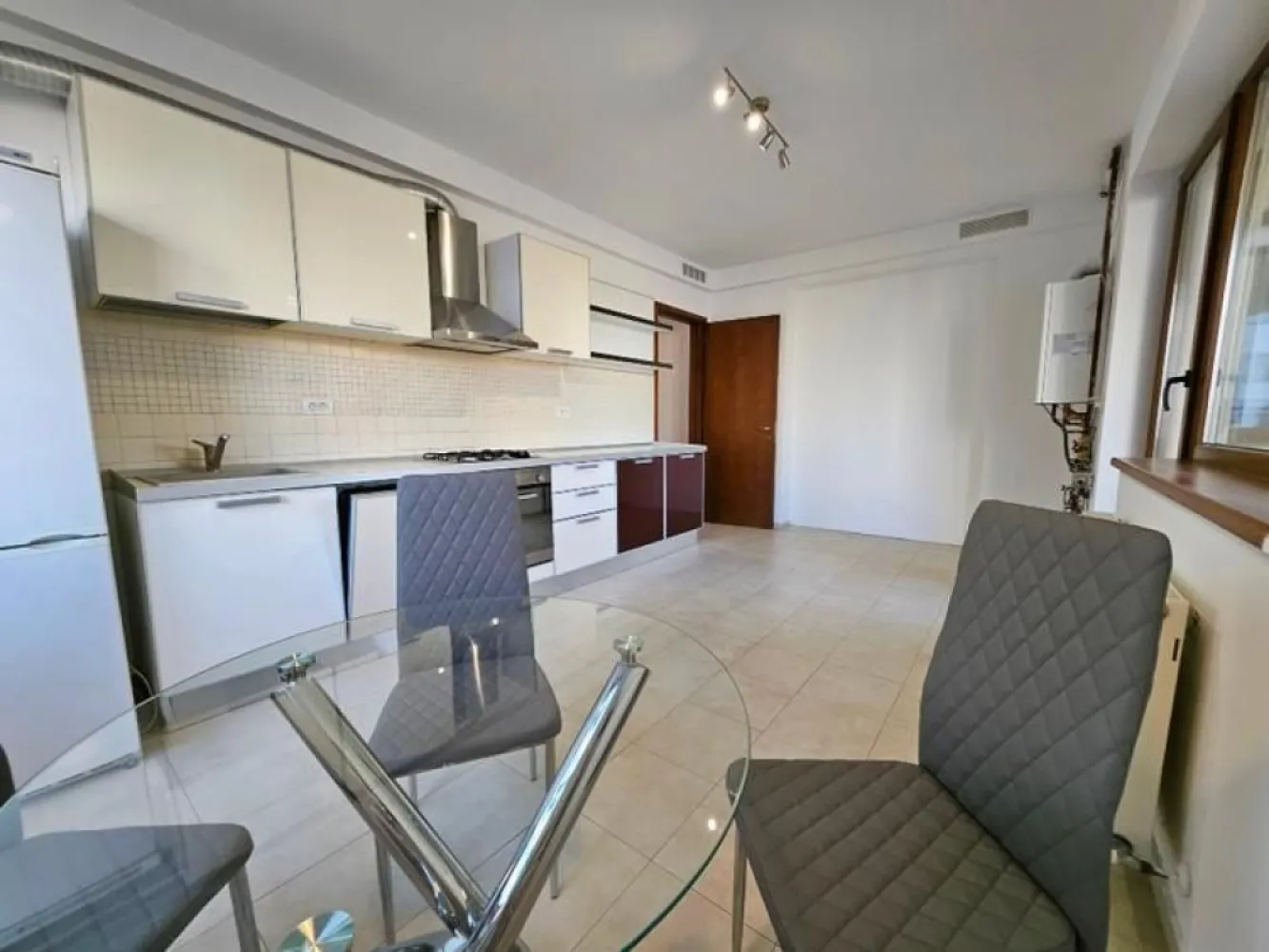 PROPRIETAR-Apartament Herastrau Nordului, 2 parcari,boxa,vedere libera