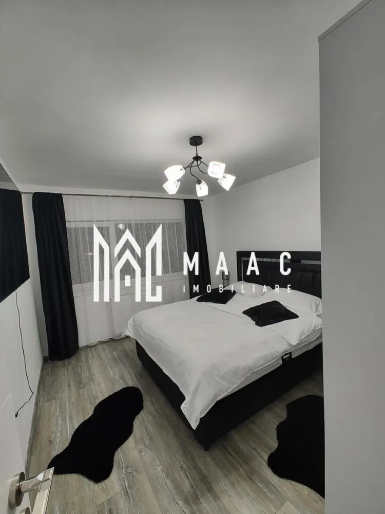 Oportunitate apartament 2 camere | Cisnadie | - MAAC Imobiliare vă propune spre vânzare un apartament cochet cu 2 camere, situat în inima Cisnădiei – strada Transilvaniei, în apropiere de Hotel Epic Centrum. Suprafață utilă: 39 mp Apartamentul este complet mobilat și utilat, exact ca în fotografii, fiind pregătit să devină "acasă" pentru viitorul proprietar. Mobilier realizat la comandă din MDF – modern, practic și de calitate superioară Frigider încorporat – perfect integrat în mobilierul bucătăriei Mașină de spălat cu uscător – ideală pentru confortul zilnic TV, electrocasnice și accesorii incluse – tot ce ai nevoie, deja pregătit Locație excelentă, într-o zonă liniștită, dar cu acces rapid către toate punctele de interes din oraș. Ideal pentru locuit sau pentru investiție (închiriere pe termen lung sau în regim hotelier) Pentru mai multe detalii va rugam specificati telefonic ID: CP2726890 }}