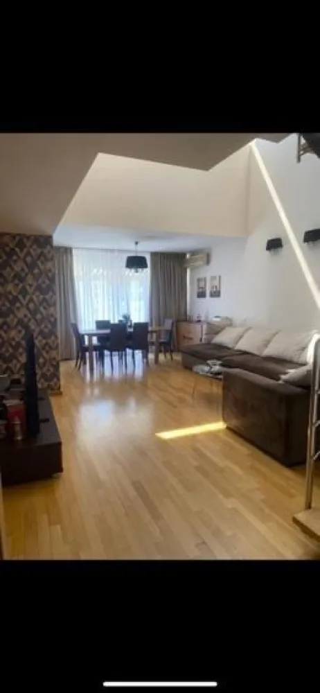 Vand Apartament 5 camere duplex-doua locuri de parcare Soseaua Nordului