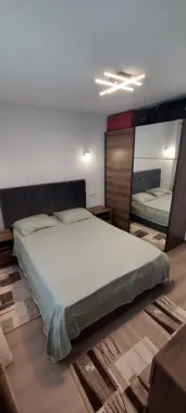 Bd. Unirii, 3 camere, 2 bai, centrala termica, parcare, lux