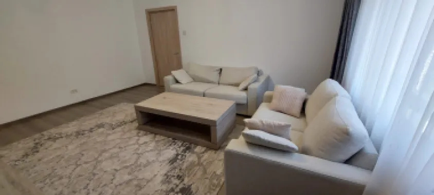 Bd. Unirii, 3 camere, 2 bai, centrala termica, parcare, lux