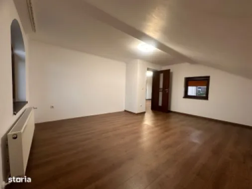 BRASADAS vinde casa in zona Lucian Blaga.