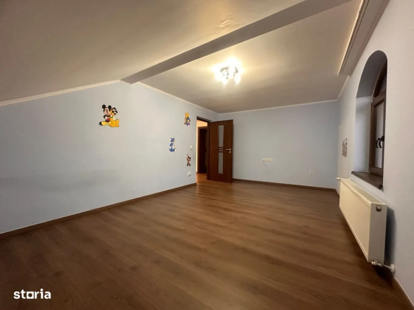 BRASADAS vinde casa in zona Lucian Blaga.