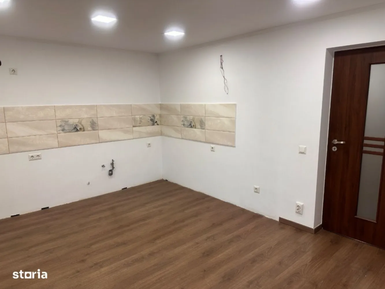 BRASADAS vinde casa in zona Lucian Blaga.