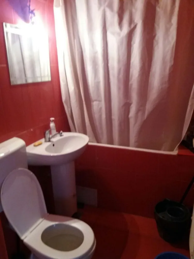 BRASADAS închiriază ap 2 cam decomandat Et 5/7 - Unirii. - Agenția imobiliara BRASADAS închiriază apartament cu 2 camere decomandate, etaj 5/7, zona Unirii, cu CENTRALA PROPRIE, AC, MOBILAT SI UTILAT COMPLET. EXCLUS ANIMALE! Plata: 1 luna în avans + 1 luna garanție.