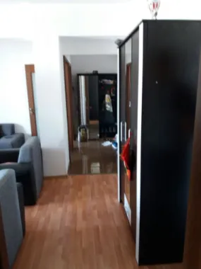 BRASADAS închiriază ap 2 cam decomandat Et 5/7 - Unirii.