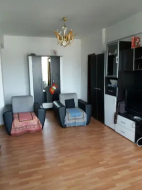 BRASADAS închiriază ap 2 cam decomandat Et 5/7 - Unirii.